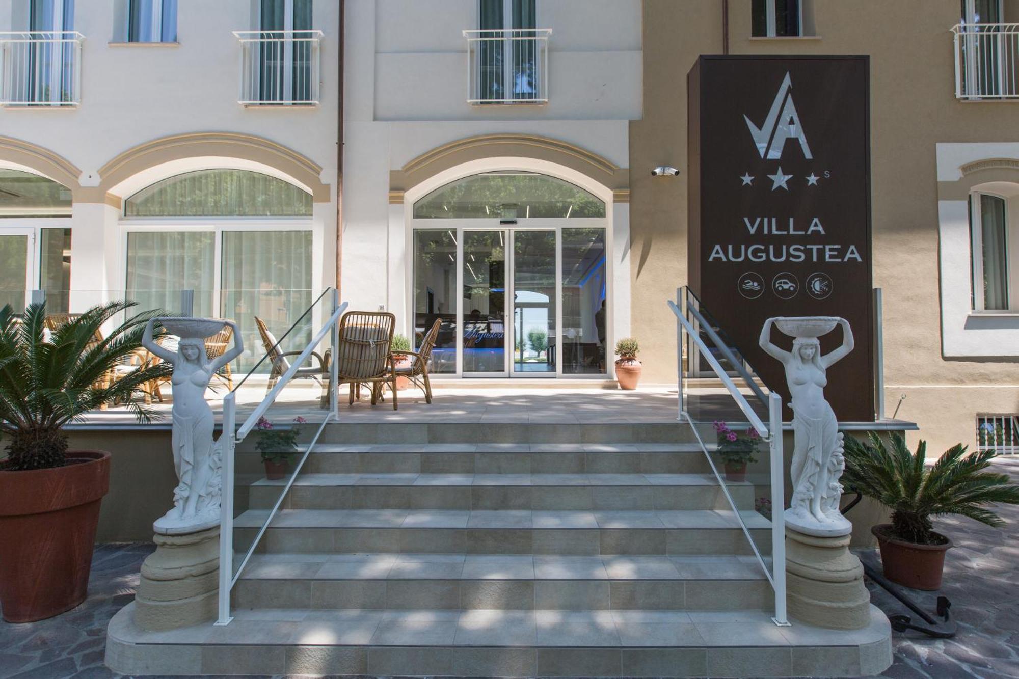 Augustea Hotel 3*