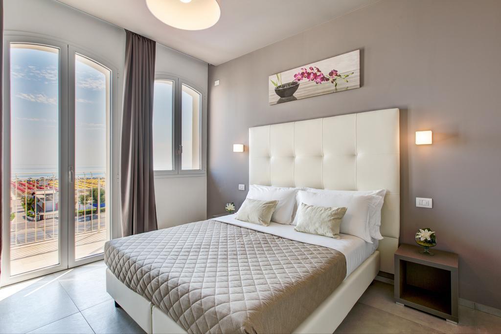 Hotel Augustea 3*