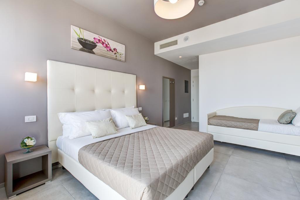 Hotel Augustea 3*